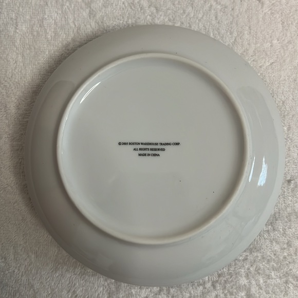 Boston Warehouse Festive Forest Porcelain Plates, Set of 4, 6 1/2” - Picture 5 of 6